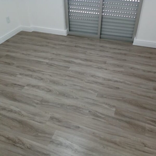 Piso Vinílico Em Régua Istambul (2mm X 18,7cm X 122,7cm - 1m²