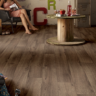 Piso Vinílico em Manta Adesivo Decorflex Residence Madeira Jura Brown m² Tarkett