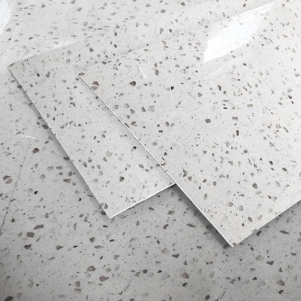 Placa Adesiva Flexível Para Parede Quartzo Nougat 30x60cm