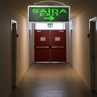 Placa De Sinalizaçao Saida Emergencia Bateria  Lampada Led Lu