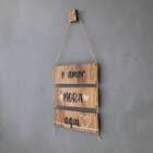 Placa Decorativa Amadeirado O Amor Mora Aqui Com Corda Sisal