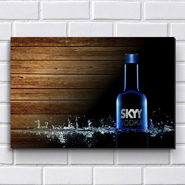 Placa Decorativa em MDF com 20x30cm - Modelo P243 - Vodka Skyy