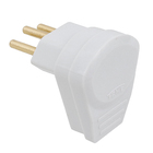 Plugue Macho 10A 220V 2P+T Saída Lateral de 90° Cinza Fame