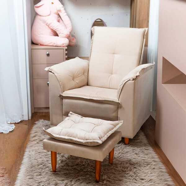 Poltrona Amamentação Ariel Bege Com Puff Pés Palito Bnn Decor
