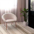 Poltrona Arredondada Com Encosto E Braços Em Conchas E Base F