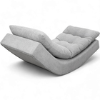 Poltrona Balance Decorativa Com Leve Balanço Bouclé Premium D