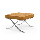 Poltrona Barcelona Com Puff Couro Ecológico Inox Caramelo