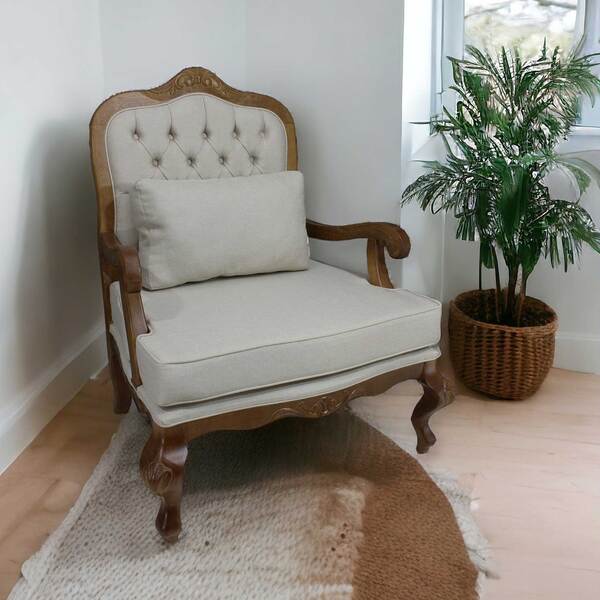 Poltrona Clássica Vivian Capitonê Verniz Imbuia E Linho Bege