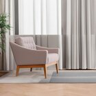 Poltrona Com Almofada De Encosto Solta Detalhes Em Puxes No E