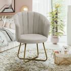 Poltrona Conchinha Pérola Base De Metal  Decorativa Veludo -