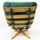 Poltrona Costela Tecido Veludo Verde Giratória Base Madeira -