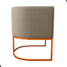 Poltrona Decorativa Com Pés Yauri Suede Cappuccino