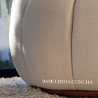 Poltrona Decorativa Concha C/almofada Veludo Bege  - Montanar