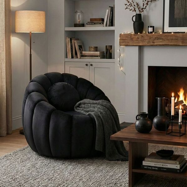 Poltrona Decorativa Concha C/almofada Veludo Preto - Montanar