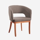 Poltrona Decorativa Cru Em Veludo Corbusier