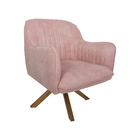 Poltrona Decorativa Hannah Pés De Madeira Giratório Pet Rosa