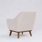 Poltrona Decorativa Pauline D07 Base Madeira Linho Pérola - D