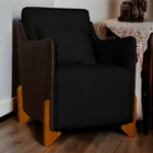 Poltrona Decorativa Recepção Eloá Corino E Veludo - V8 Decor