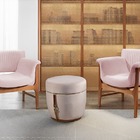 Poltrona Decorativa Rosé Em Veludo Argos