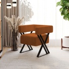 Poltrona Decorativa Sara Pés De Metal Estilo Industrial Boucl