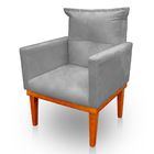 Poltrona Dora Amamentação Para Quarto De Bebê  Base De Madeir