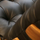 Poltrona E Puff De Couro Costela Wood - Preto Pigmentado - Me