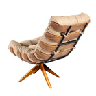 Poltrona E Puff Giratório Costela Couro Legítimo Base De Made