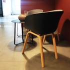 Poltrona Eames Paris Preta com Cinza