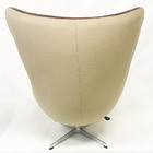 Poltrona Egg Marrom / Linho Cru Base Alumínio Com Relax - Pol