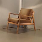 Poltrona Madeira Maciça Giulia Luxo Caramelo