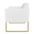 Poltrona Marisa Corino Branco Base Industrial Metálica Dourad