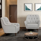 Poltrona Para Sala De Estar Decorativa Com Tachas Base Fixa B