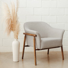 Poltrona Sala De Estar Luna Base Madeira Castanho Suede Trama