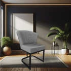 Poltrona Vitória Veludo Grafite Matelassê Base Metálica Indus