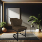 Poltrona Vitória Veludo Marrom Matelassê Base Metálica Indust