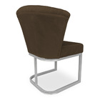 Poltrona Vitória Veludo Marrom Matelassê Base Metálica Indust