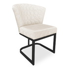 Poltrona Vitória Veludo Matelassê Base Metálica Industrial Pr