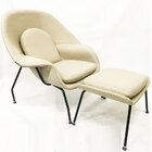 Poltrona Womb Chair Com Puff Tecido Linho Bege - Poltronas Do