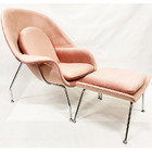 Poltrona Womb Chair Com Puff Veludo Rose Envelhecido - Poltro