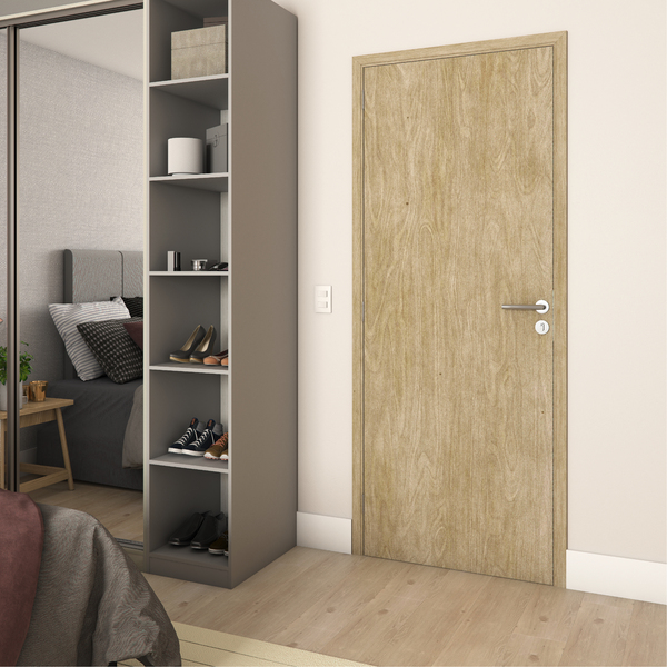 Porta com Batente de Giro de Madeira Sarrafeada Lisa Lâmina Crua Pinus Lado Direito 2,10x0,82m Esquadrias Sidney