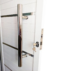 Porta De Alumínio Lambril Branco Com Puxador E Friso Linha 25