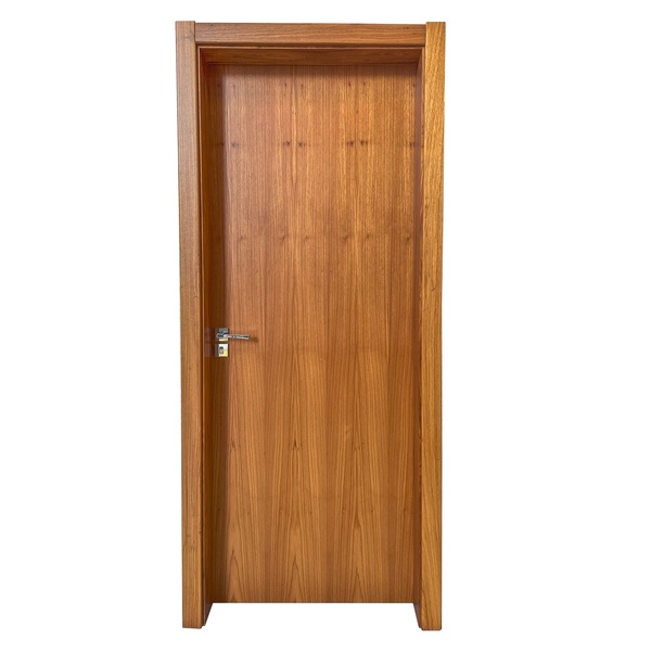 Porta com Batente de Giro 15 a 19cm Sarrafeada Lisa Louro Freijó Natural Direito ou Esquerdo 2,40x0,90m Ipumirim