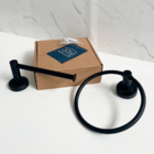 Porta Toalha De Rosto Preto Fosco Toalheiro Argola E Porta Pa