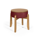 Puff  Estofado Vira Mesa Redondo New Liz Em Madeira Bordô - S