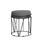 Puff Aramado Polo Linho Cinza Base Preta Bnn Decor