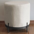 Puff Compacto Estofado Linho Base De Metal - Vibe Bege