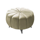 Puff Dallas Com Pés Em Pvc Cromado 66cm No Tecido Suede Simbal