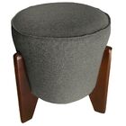 Puff Decorativo Redondo Itália Veludo Cinza Camurça Pés Madei