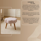 Puff Flor Em Bouclé Com Pés Em Madeira Maciça Reforçada