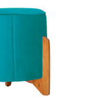 Puff Jade Suede Azul Turquesa Pés De Madeira - Vallisa Decor